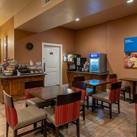Comfort Inn & Suites Ukiah Mendocino County Exterior photo