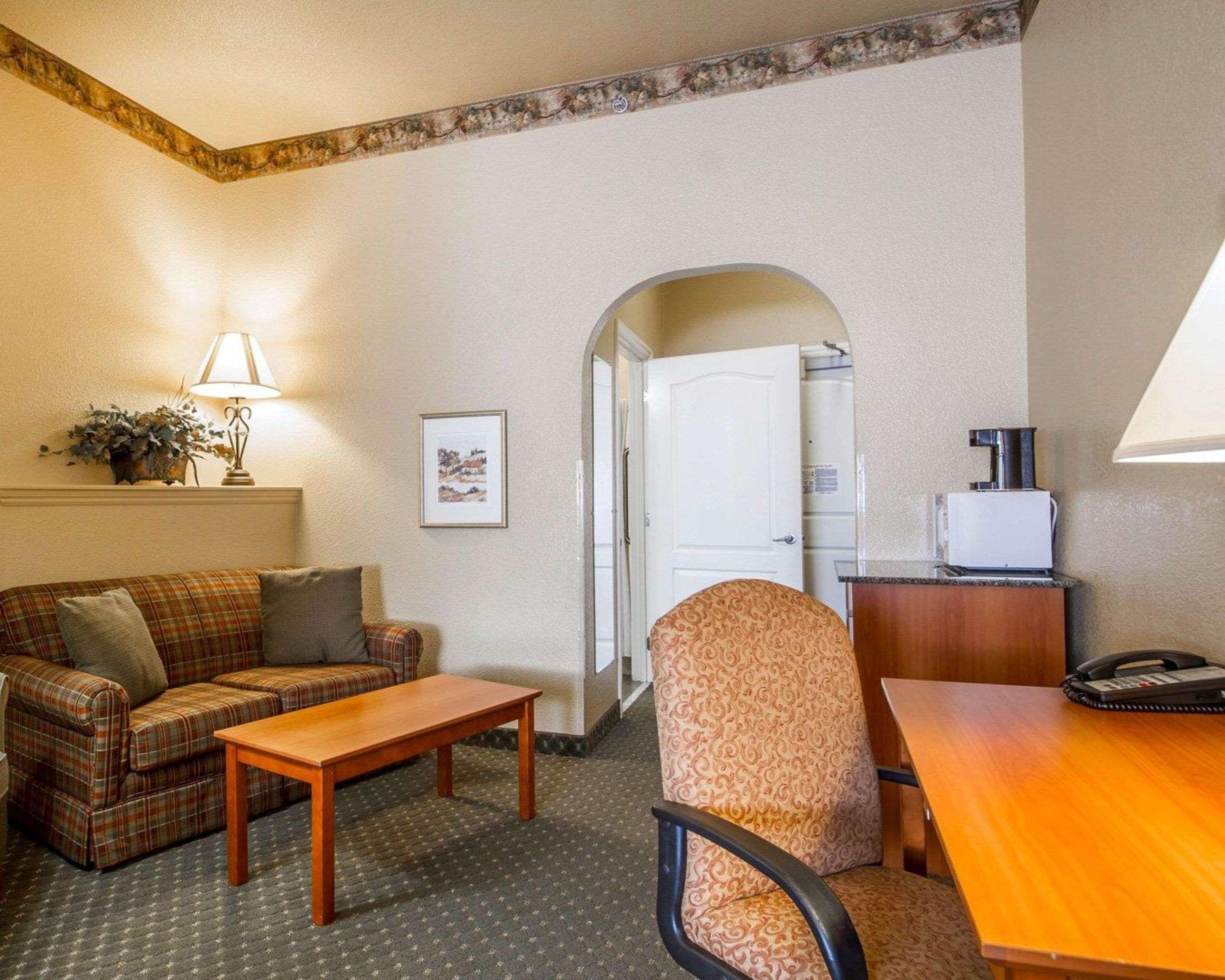 Comfort Inn & Suites Ukiah Mendocino County Exterior photo