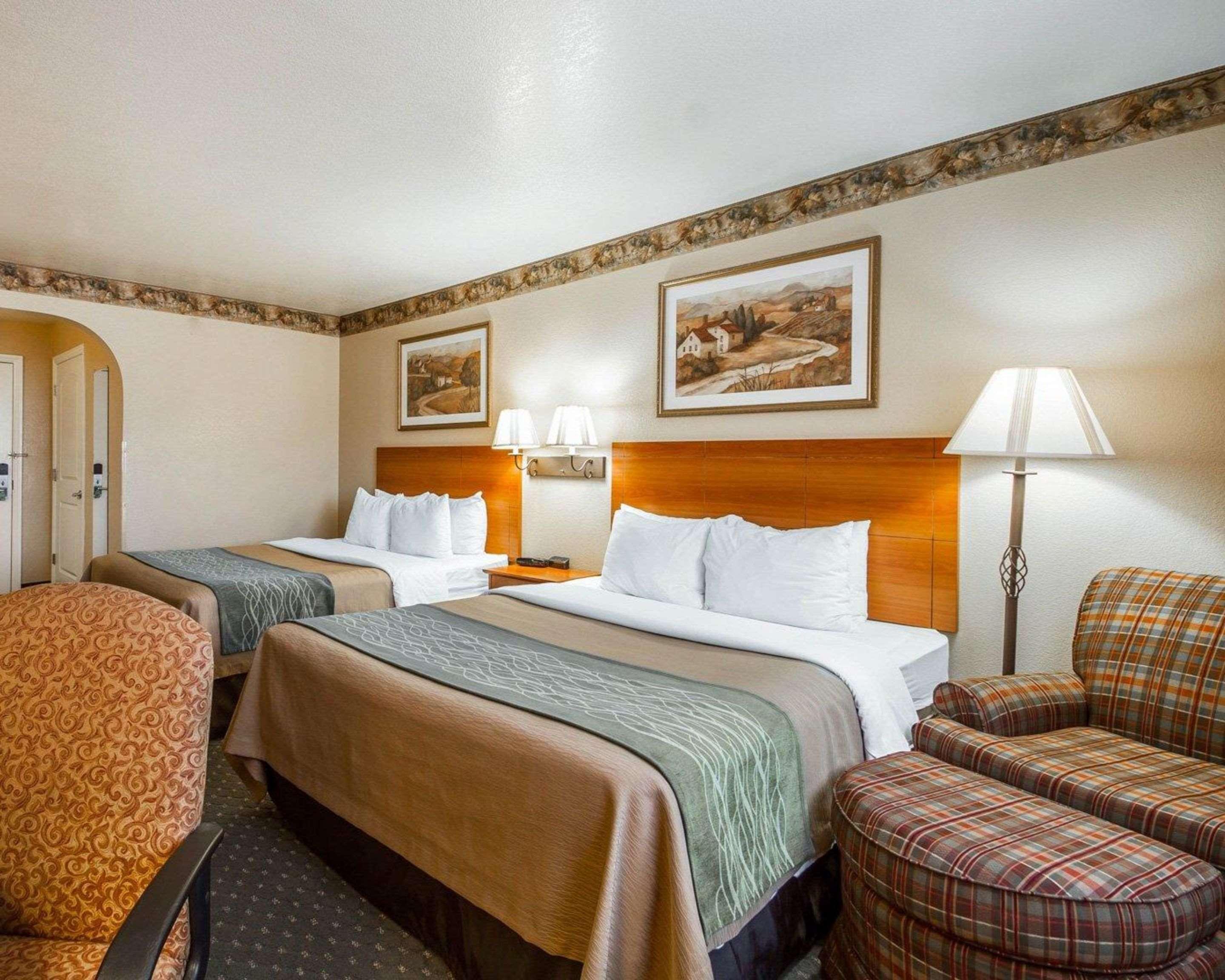 Comfort Inn & Suites Ukiah Mendocino County Exterior photo