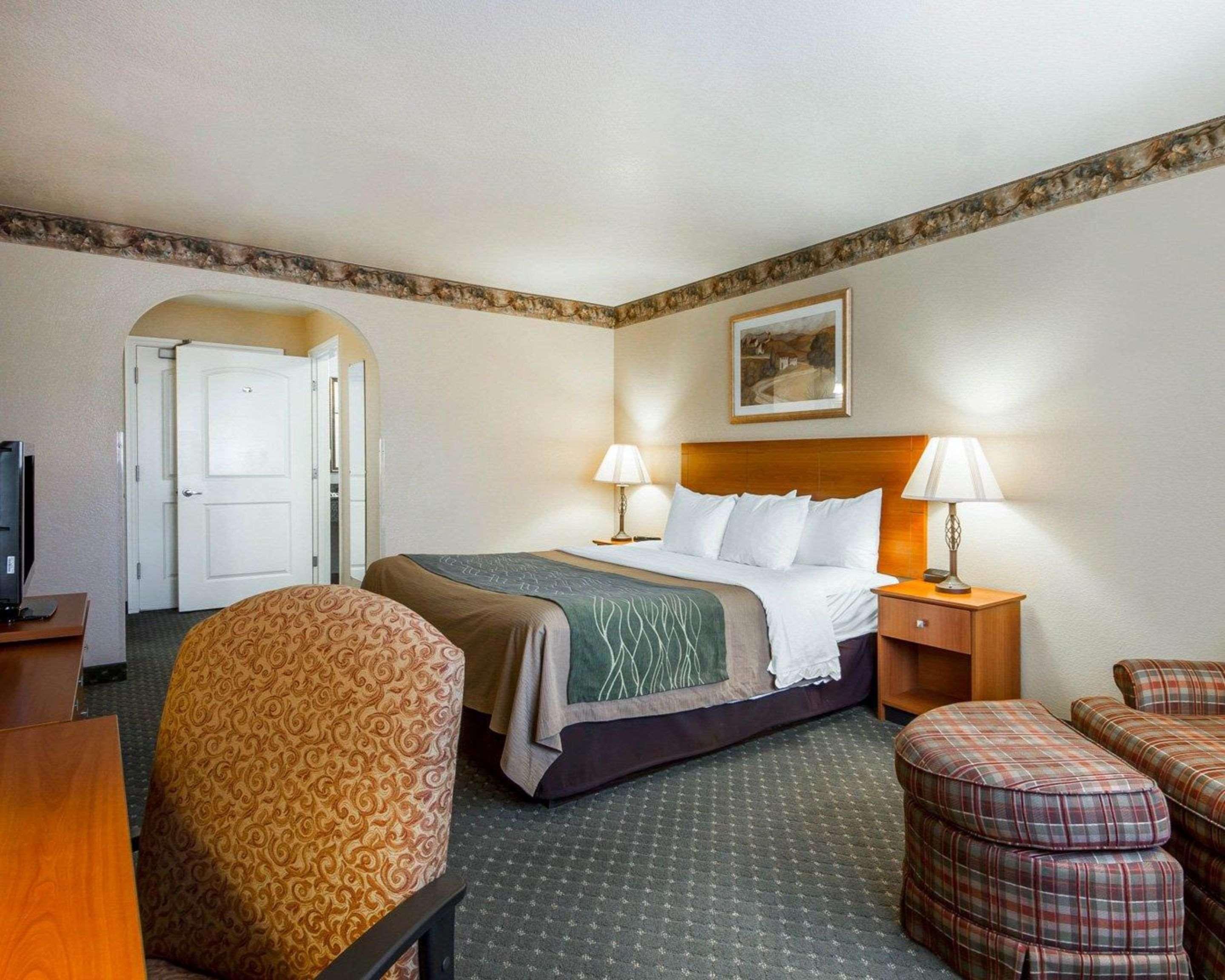 Comfort Inn & Suites Ukiah Mendocino County Exterior photo