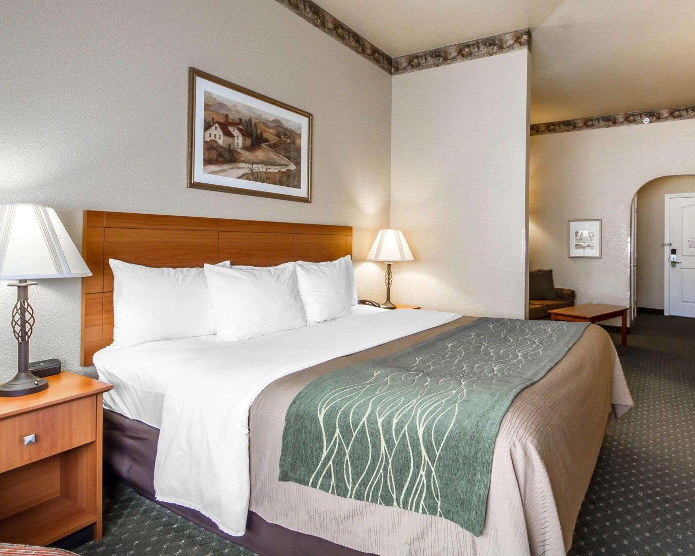 Comfort Inn & Suites Ukiah Mendocino County Exterior photo